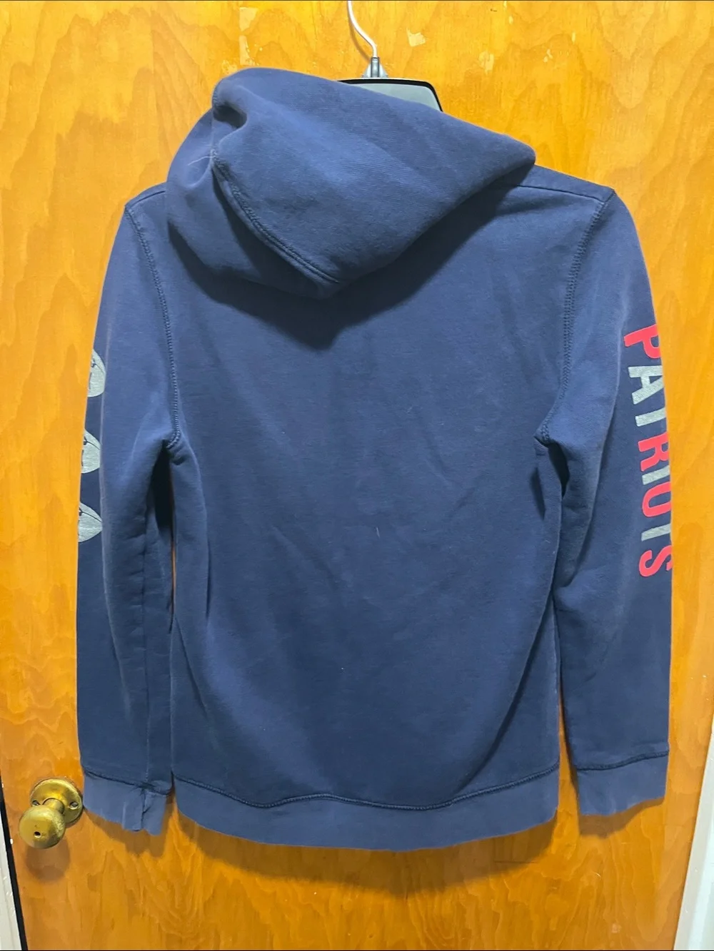 PINK Victoria's Secret New England Patriots Zip-Up Hoodie - Picture 8 of 8